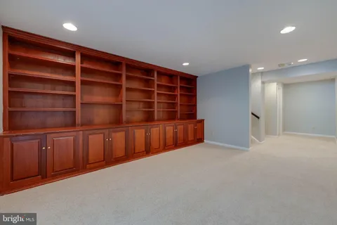 $5,200 | 4710 Old Dominion Drive, Arlington, VA 22207