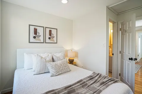 $825,000 | 1203 C Street Southeast, Washington, DC 20003