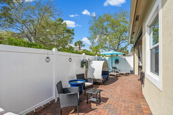 $640,000 | 4245 Diamond Square, Vero Beach, FL 32967