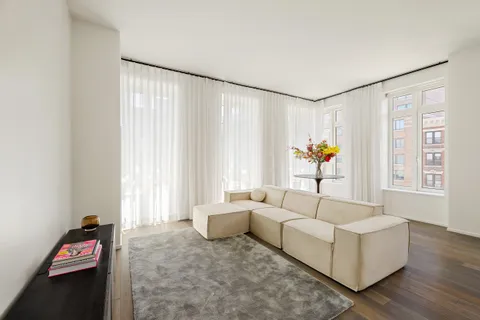 $1,995,000 | 543 West 122nd Street, Unit 5E | Morningside Heights