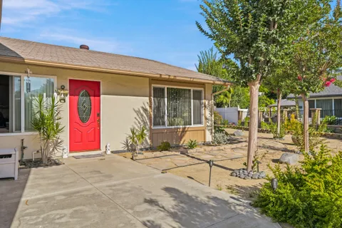 $810,000 | 833 West Chase Avenue, El Cajon, CA 92020