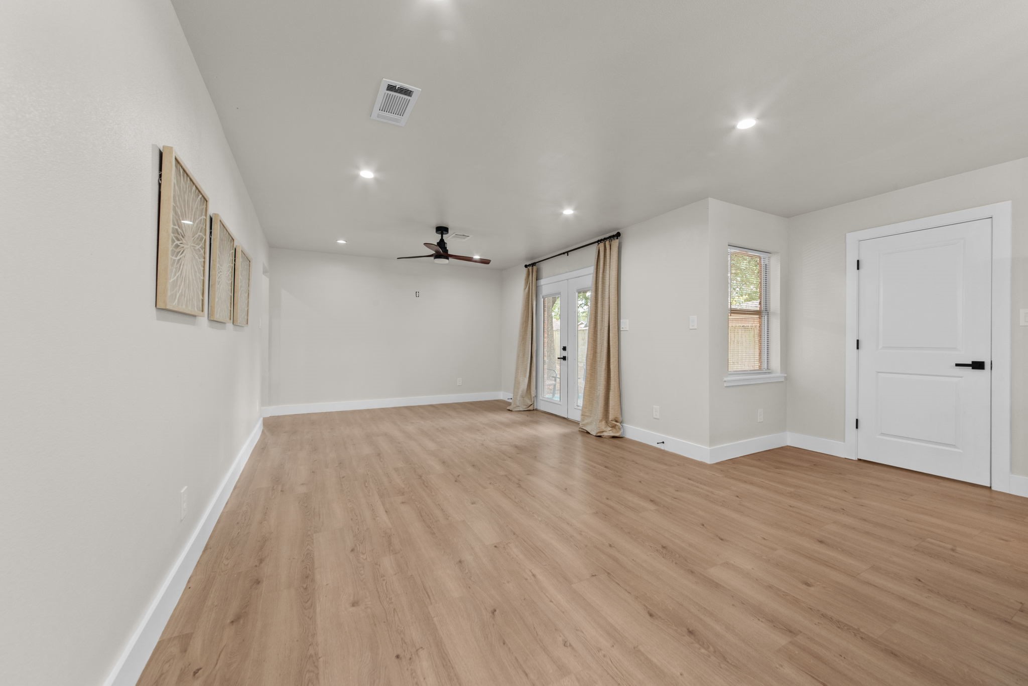 1707 Southwick Street Houston, TX 77080 - Photo 8 of 17