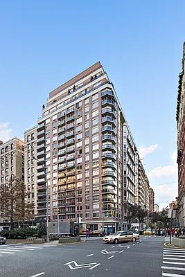 250 West 90th Street, Unit PH1E Manhattan, NY 10024 - Photo 12 of 13 a front view of a building