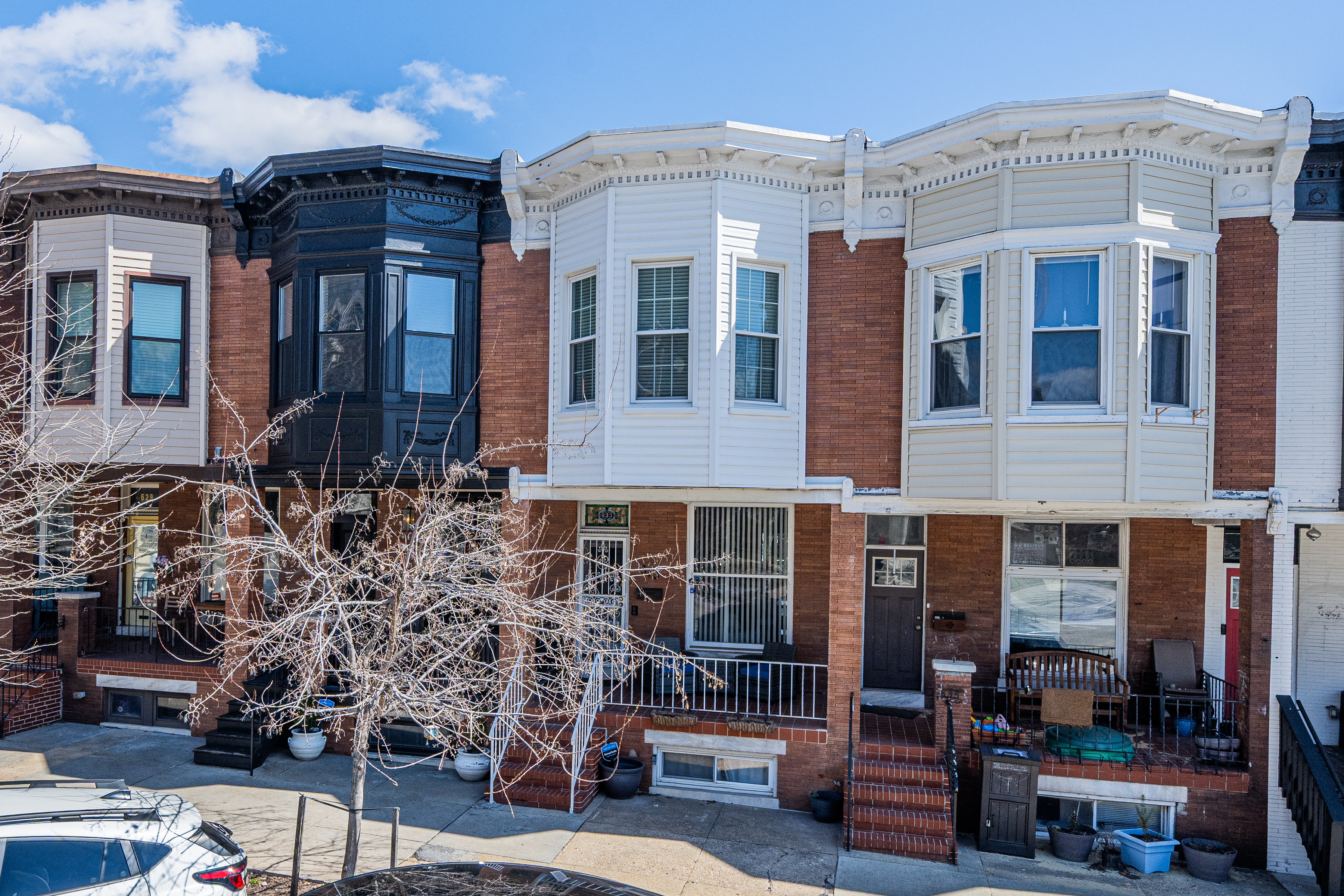 633 South Conkling Street Baltimore, MD 21224 - Photo 2 of 23 front view of a building