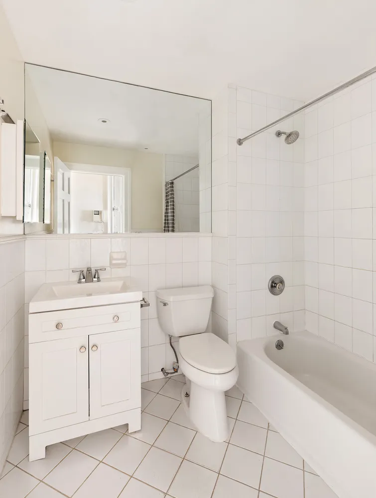 $12,000 | 129 East 61st Street, Unit 3 | Lenox Hill