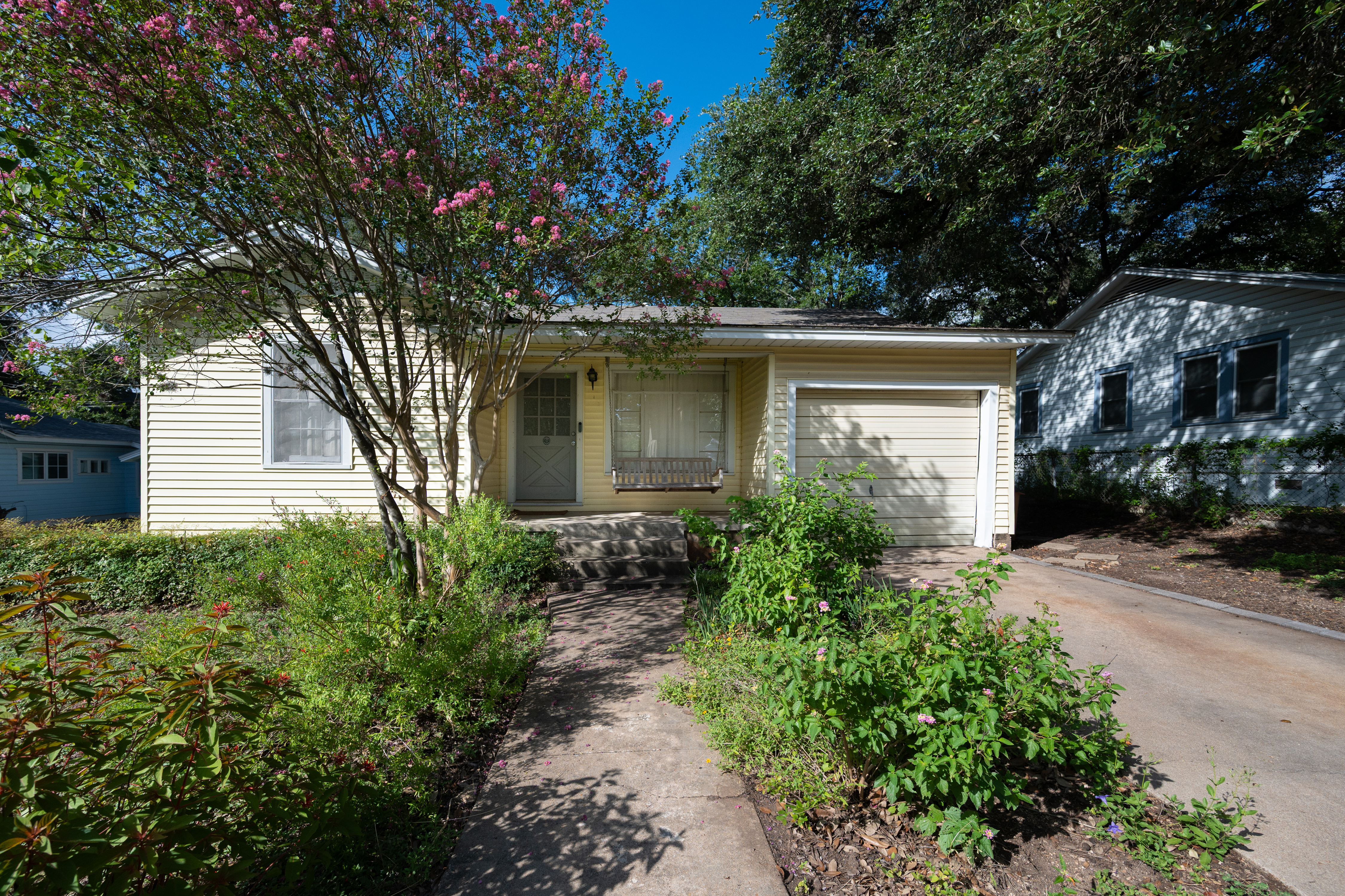 2107 Rabb Glen Street Austin, TX 78704 - Photo 1 of 30