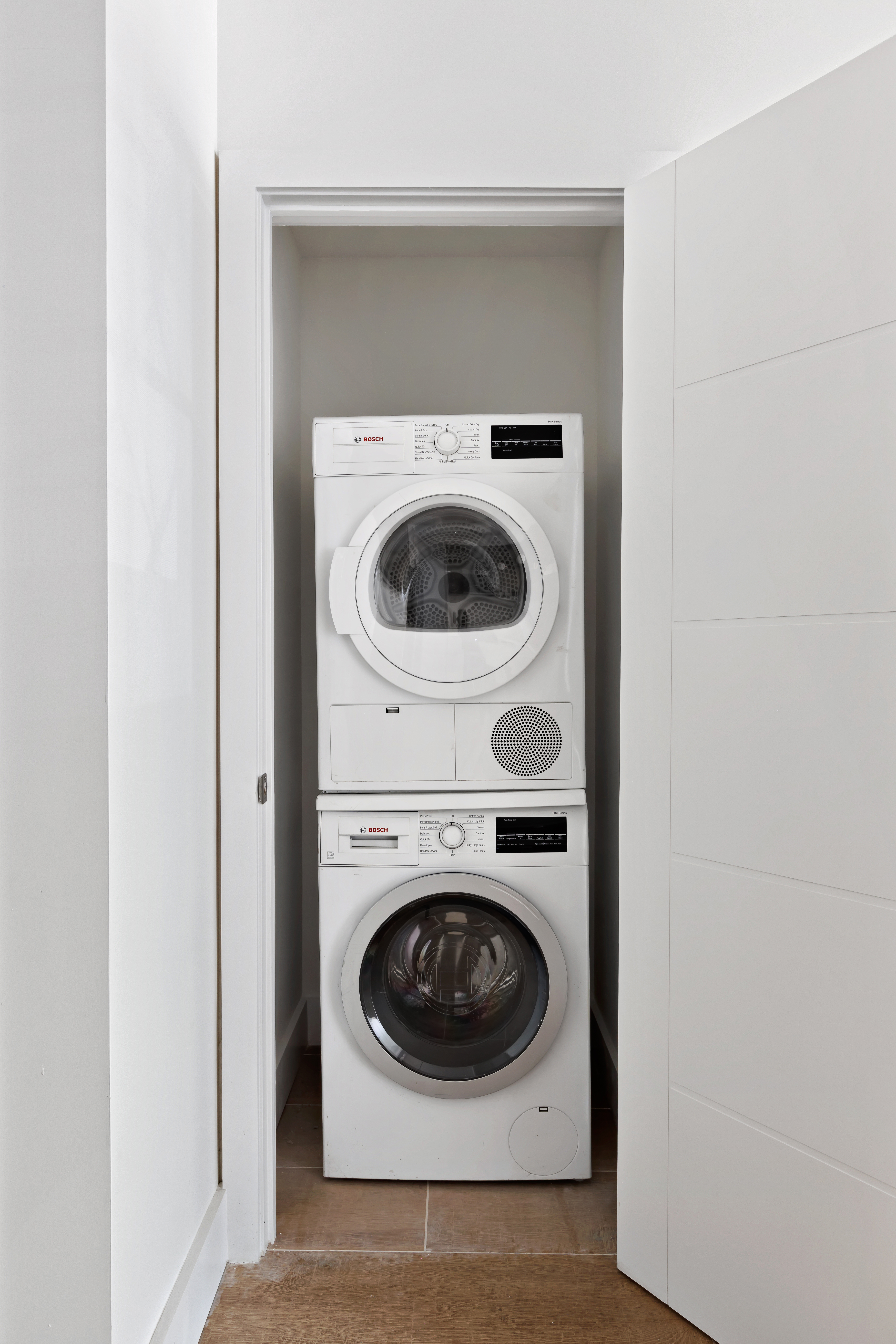 45-08 11th Street, Unit GARDEN Queens, NY 11101 - Photo 7 of 9