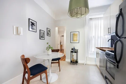 $575,000 | 242 West 104th Street, Unit 3WF | Upper West Side