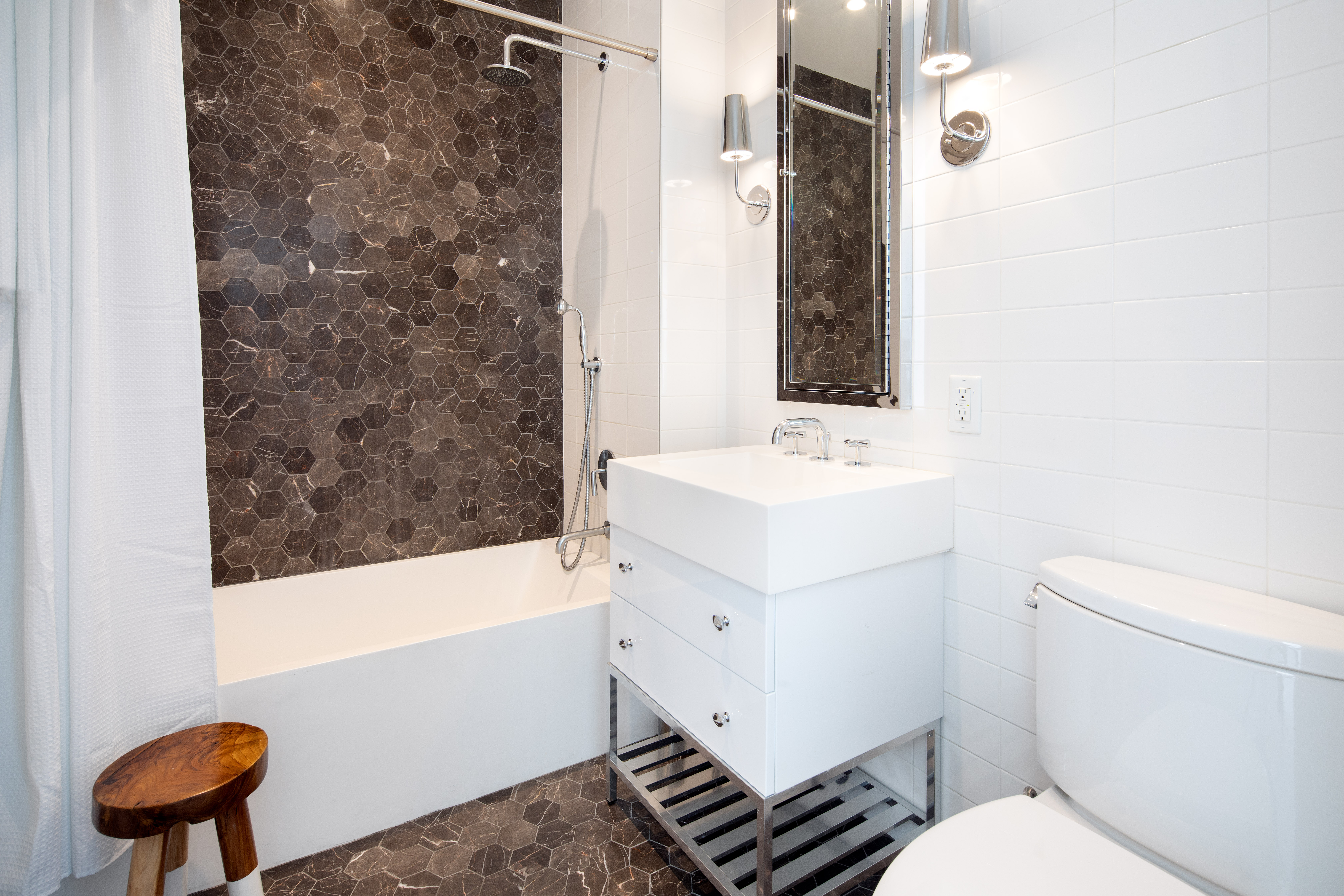 338 Berry Street, Unit 2G Brooklyn, NY 11249 - Photo 6 of 16