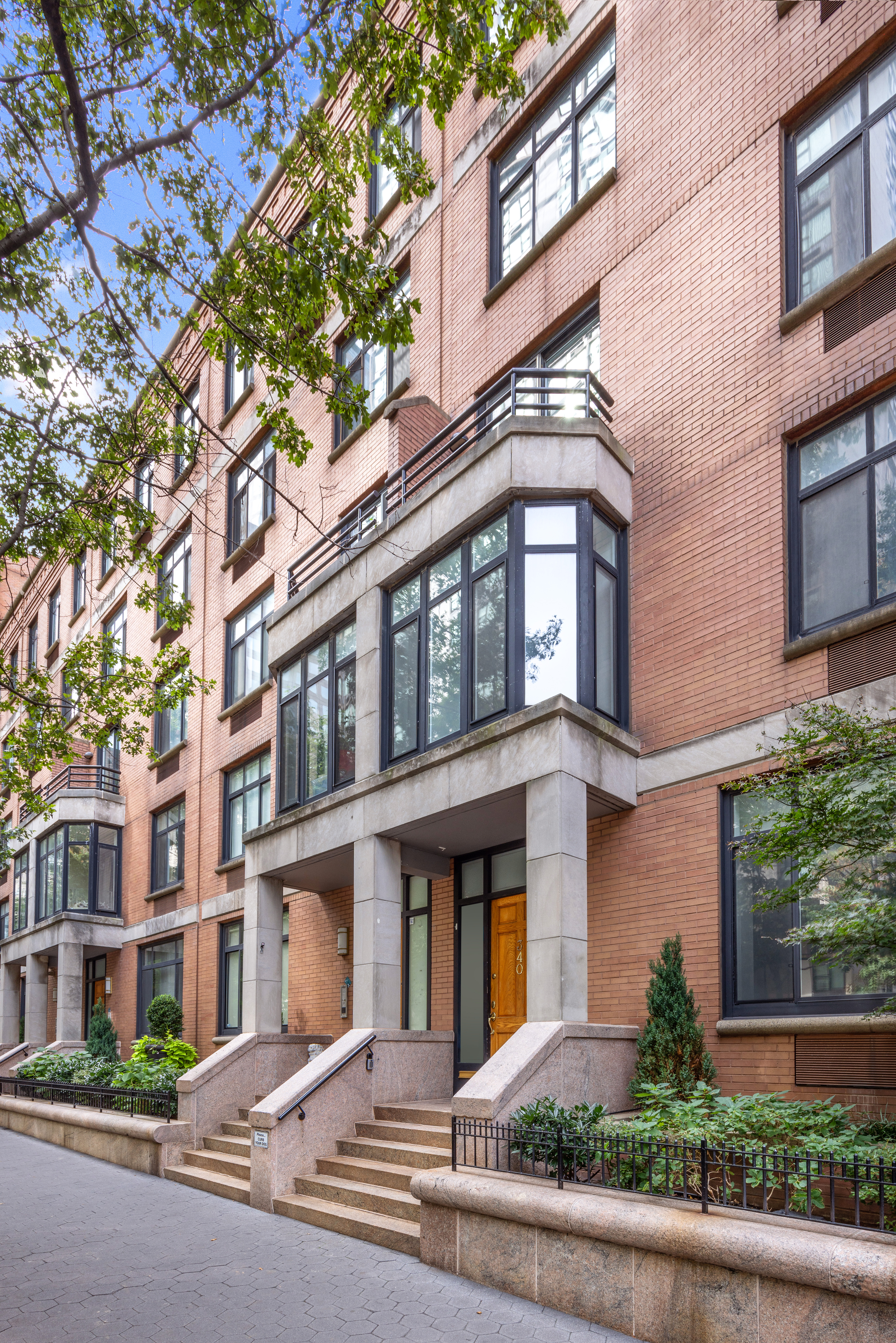 340 Albany Street Manhattan, NY 10280 - Photo 23 of 24 a front view of a building