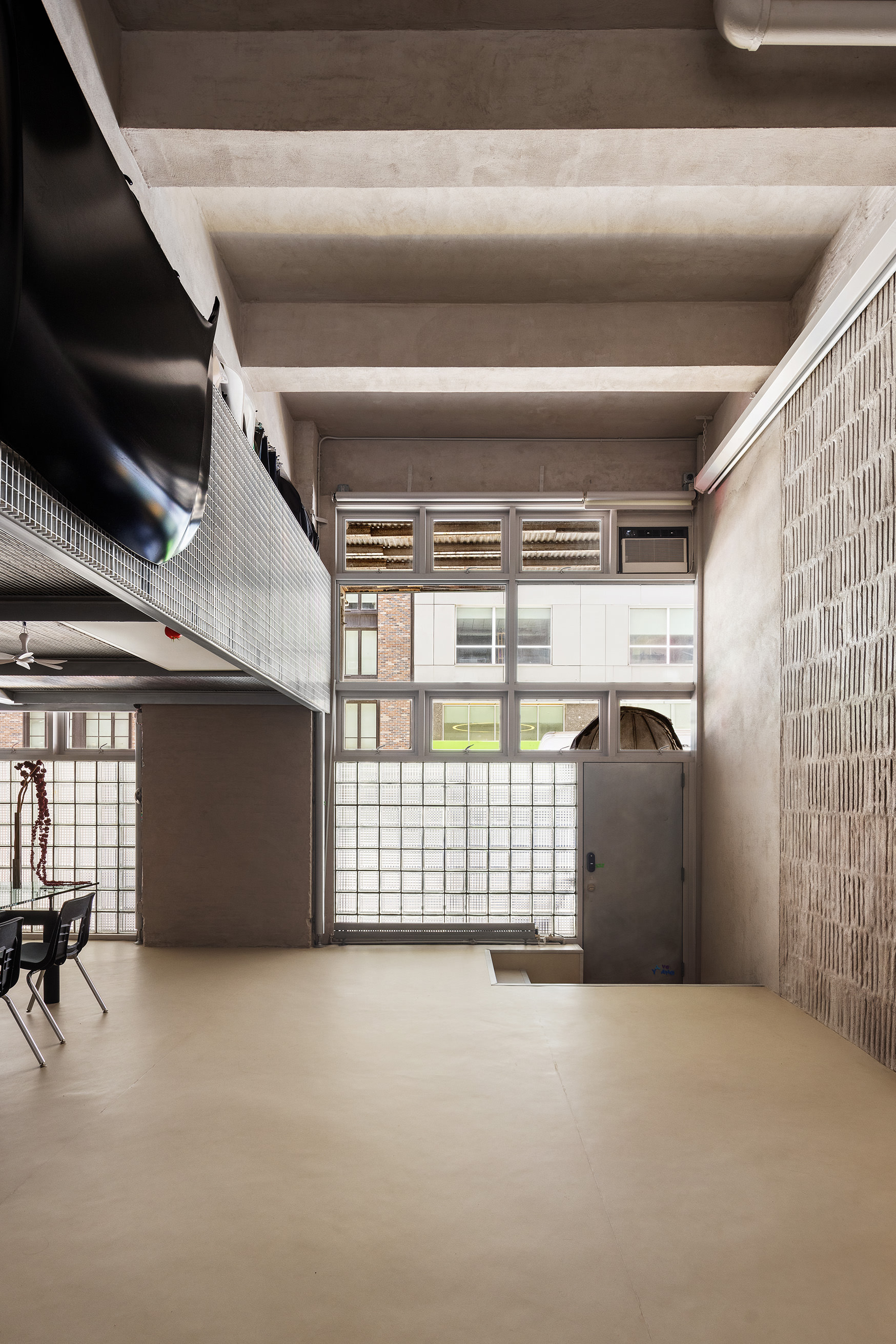 529 West 42nd Street, Unit 1A Manhattan, NY 10036 - Photo 7 of 14 Gallery Image 7