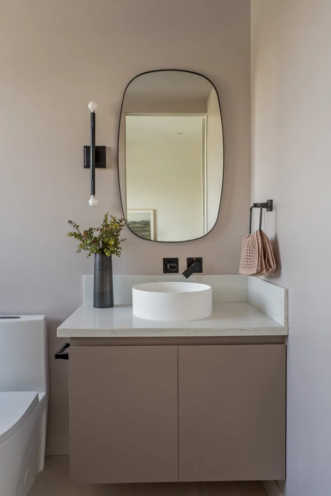 $1,850,000 | 4691 Glenalbyn Drive, Los Angeles, CA 90065