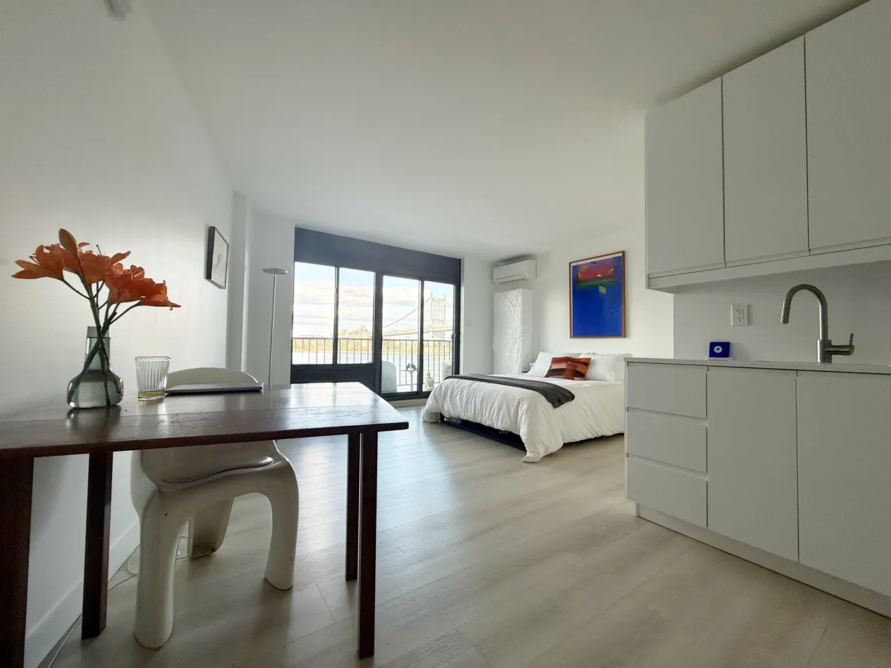 $575,000 | 25-40 Shore Boulevard, Unit 3P | Astoria