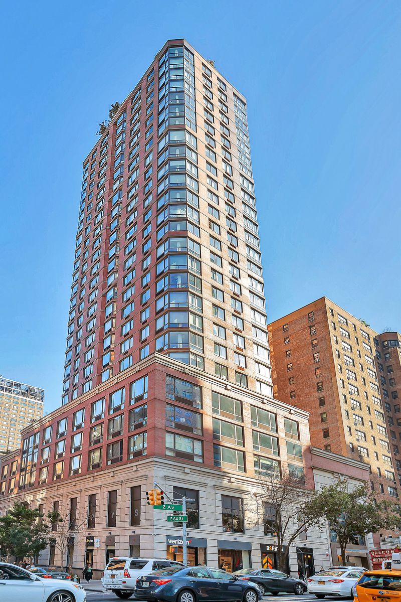 300 East 64th Street, Unit 19A Manhattan, NY 10065 - Photo 7 of 11