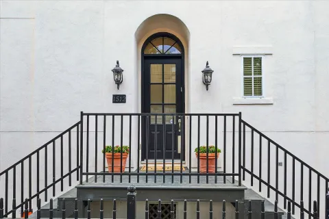 $575,000 | 1512 West 23rd Street, Houston, TX 77008