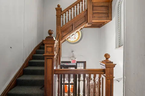 $300,000 | 21 State Street, Oil City, PA 16301