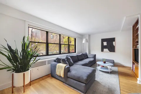 $2,198,000 | 31 Jane Street, Unit 2CD | West Village