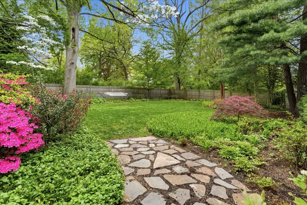 $1,395,000 | 7 Farm Road, Wayne, PA 19087