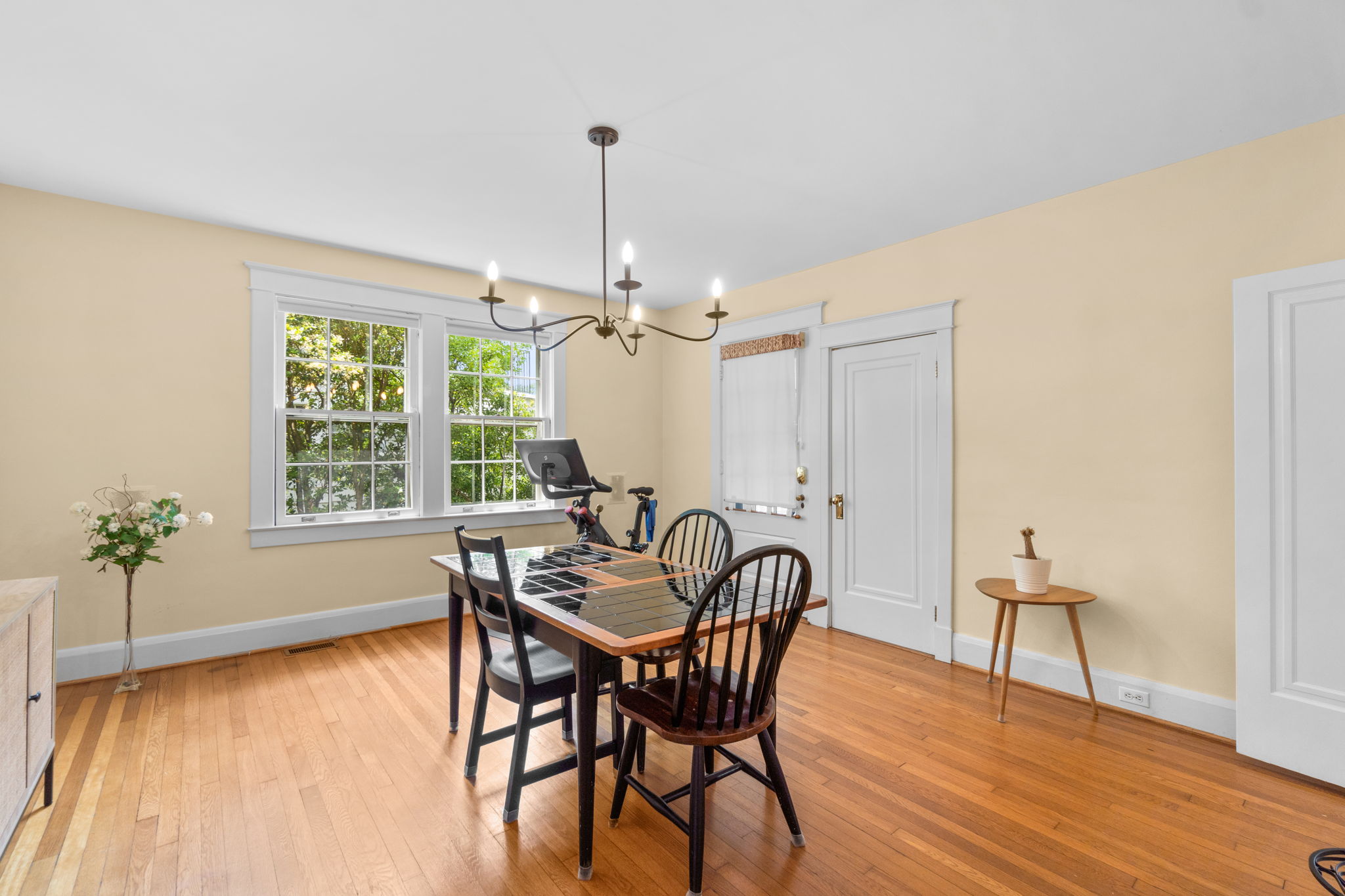322 St Dunstans Road Baltimore, MD 21212 - Photo 10 of 36