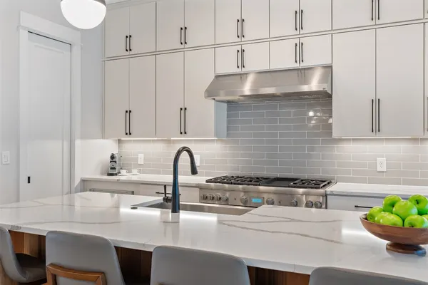 $2,175,000 | 5405 Montview Street, Austin, TX 78756