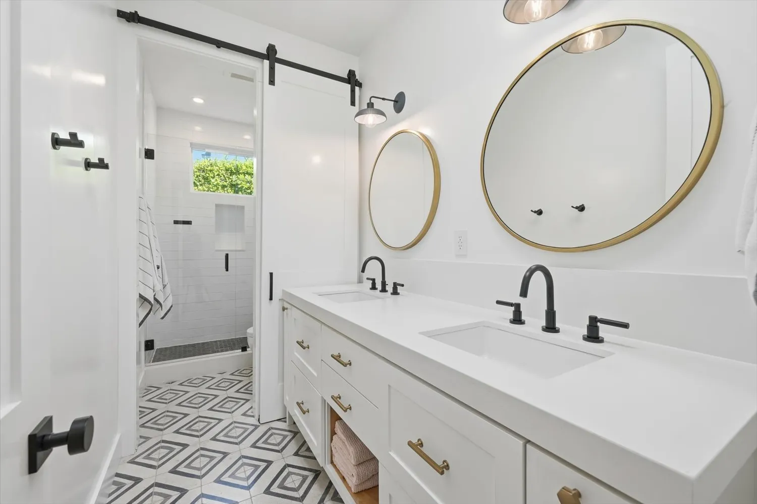 $18,500 | 2848 Carob Street, Newport Beach, CA 92660