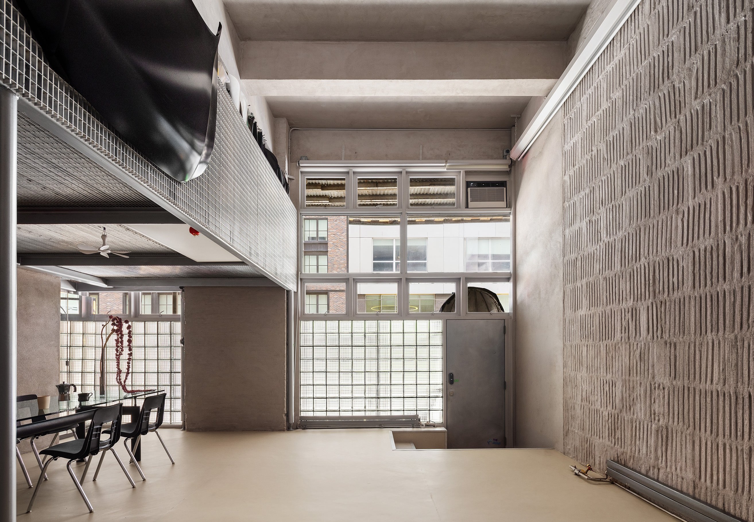 529 West 42nd Street, Unit 1A Manhattan, NY 10036 - Photo 1 of 14 Gallery Image 1