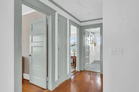 $3,000,000 | 4 Van Zandt Avenue, Newport, RI 02840