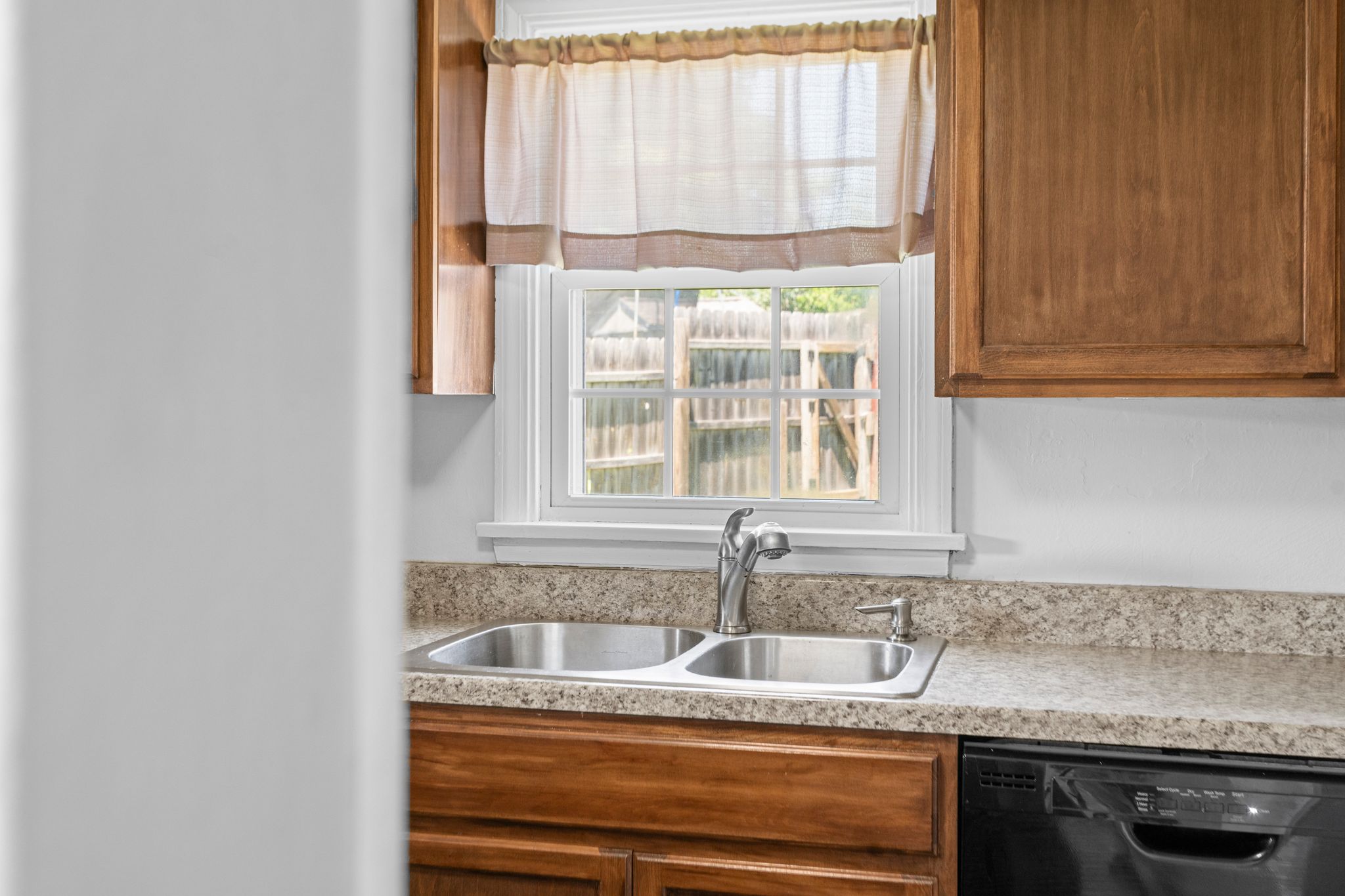 40 Tanager Drive McKees Rocks, PA 15136 - Photo 11 of 29