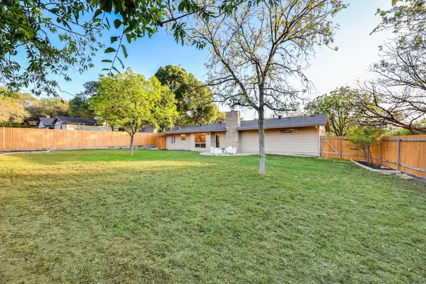 $1,499,900 | 2504 Deerfoot Trail, Austin, TX 78704