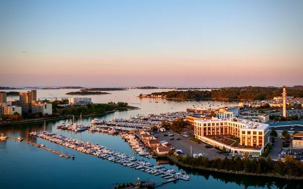 $1,425,000 | 10 Shipyard Drive, Unit 511, Hingham, MA 02043