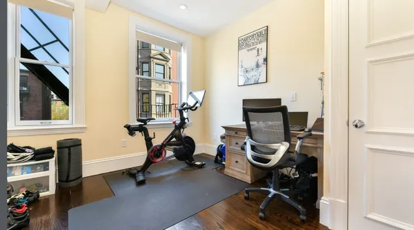 $1,499,000 | 165 Newbury Street, Unit 2, Boston, MA 02116