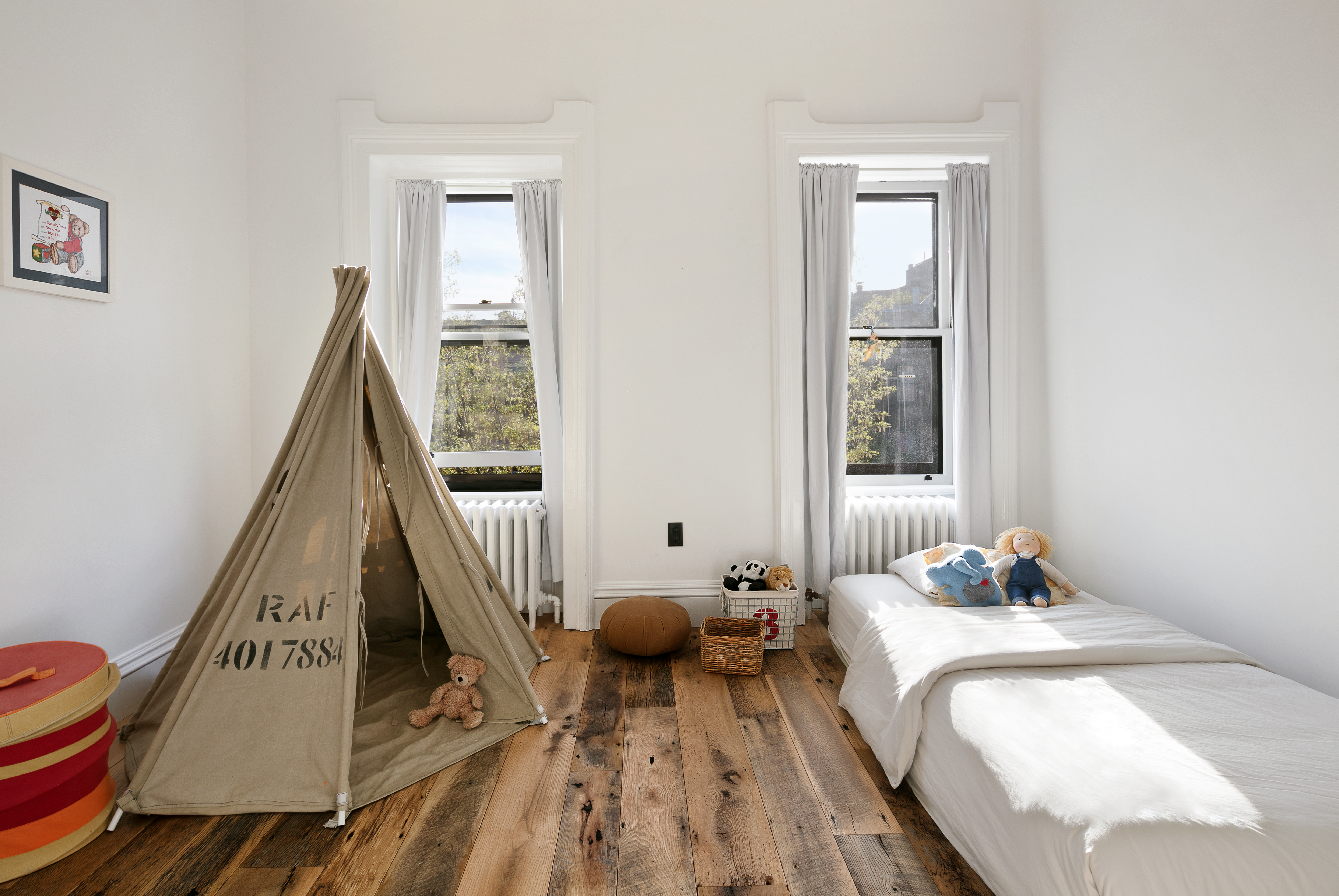 121 St James Place Brooklyn, NY 11238 - Photo 10 of 19