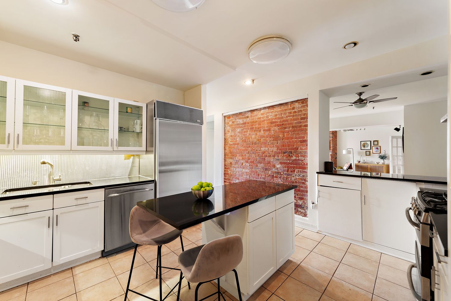 $2,600,000 | 166 Bank Street, Unit 3A | West Village