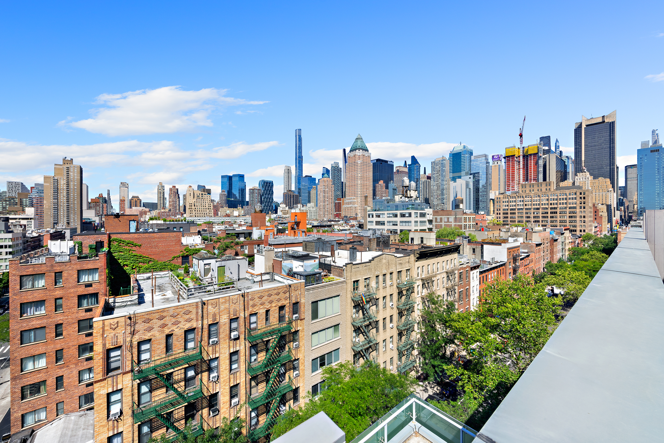 464 West 44th Street, Unit 6J Manhattan, NY 10036 - Photo 12 of 15 Gallery Image 12