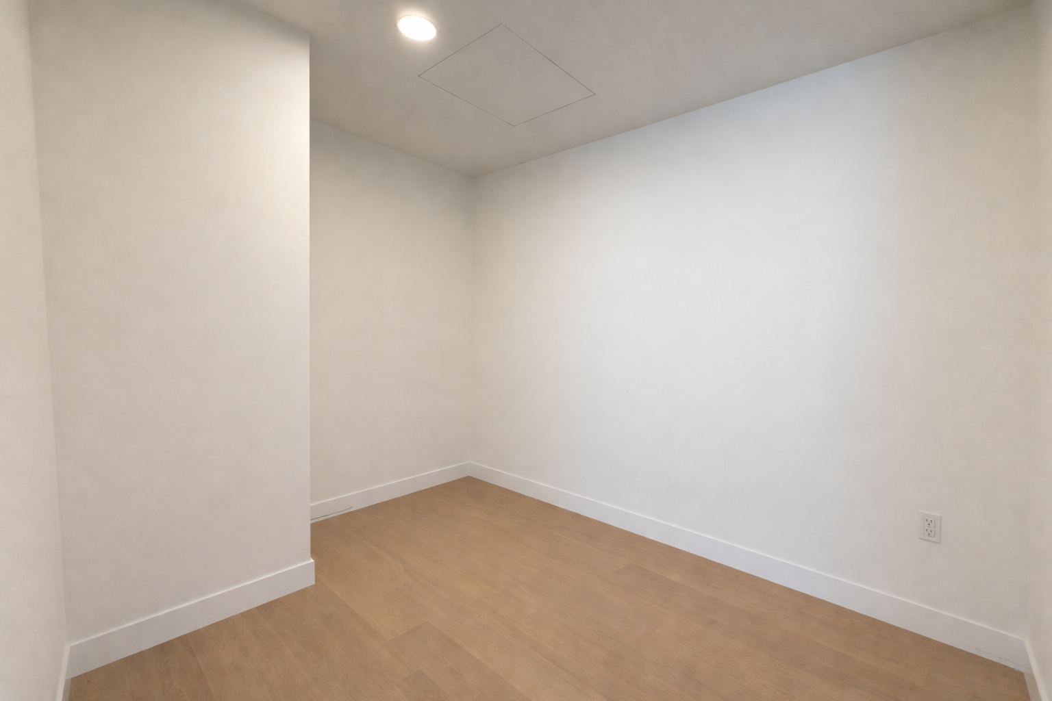 480 Kent Avenue, Unit PH1F Brooklyn, NY 11249 - Photo 12 of 26