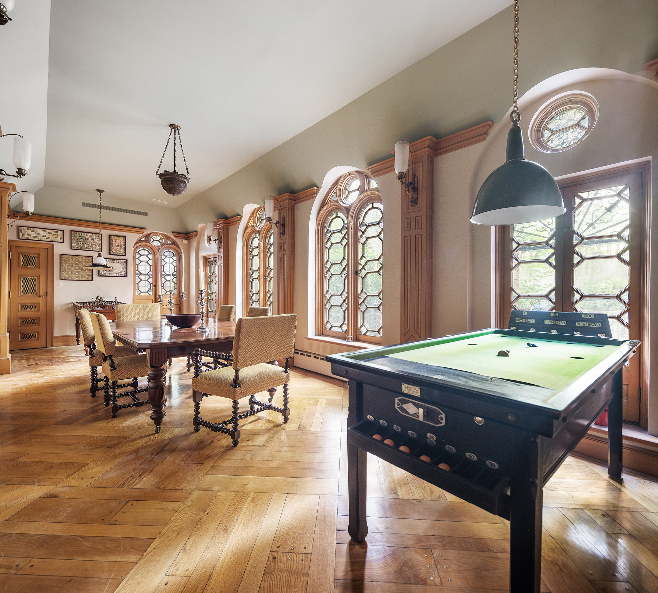 246 East 49th Street Manhattan, NY 10017 - Photo 7 of 39