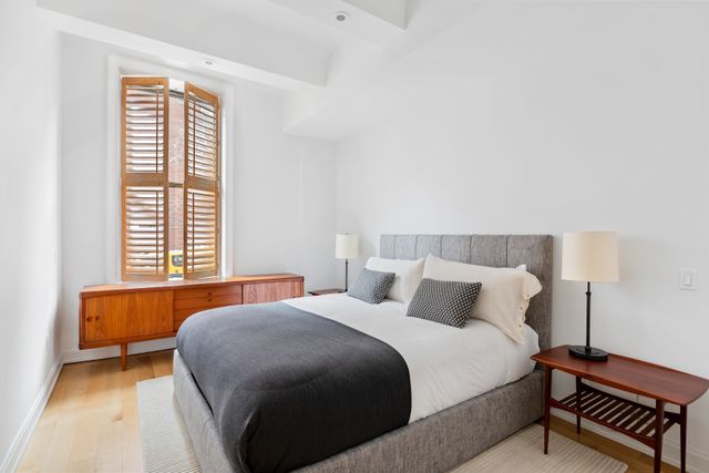 $6,700,000 | 275 West 10th Street, Unit MAIS | West Village