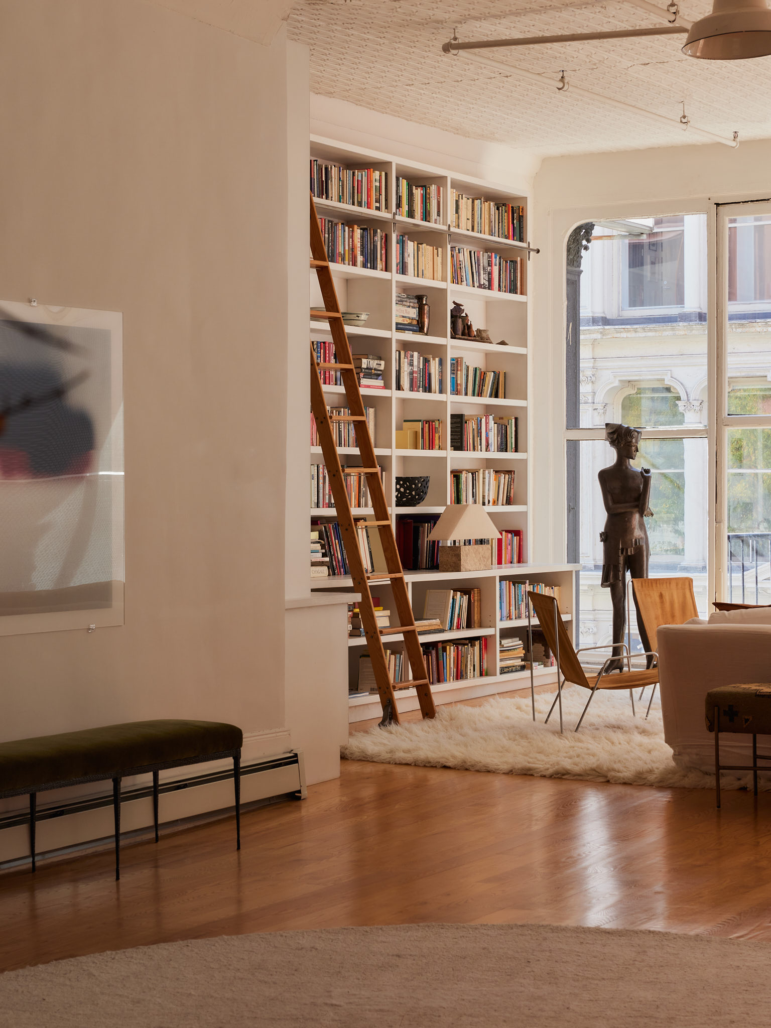 2 Bond Street, Unit 2 Manhattan, NY 10012 - Photo 4 of 16 a view of a room with gym equipment
