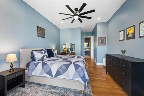 $715,000 | 2242 West Chicago Avenue, Unit 301, Chicago, IL 60622