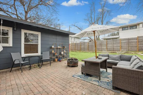 $550,000 | 1601 Ridgehaven Drive, Austin, TX 78723