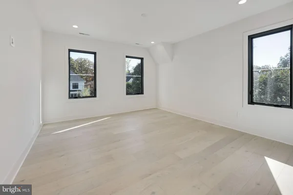 Contact Agent | 1608 Wrightson Drive, McLean, VA 22101