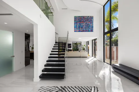 $4,950,000 | 3770 Kumquat Avenue, Miami, FL 33133