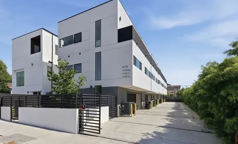 $899,000 | 4138 Normal Avenue, Los Angeles, CA 90029