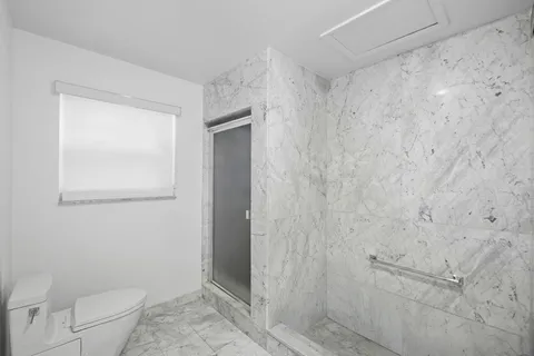 $1,199,000 | 4925 Collins Avenue, Unit 1A, Miami Beach, FL 33140