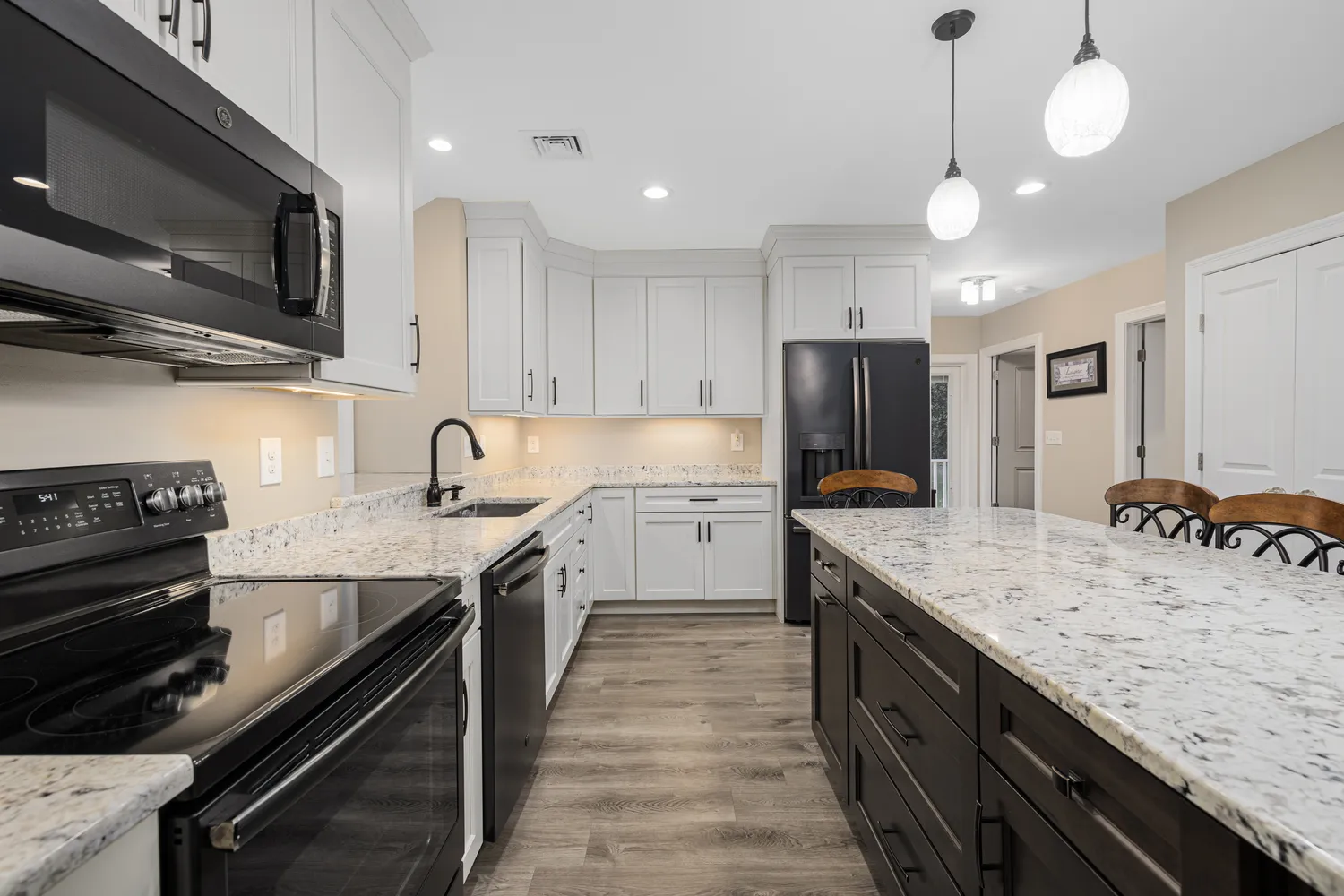 $2,149,000 | 365 West Wrentham Road, Cumberland, RI 02864