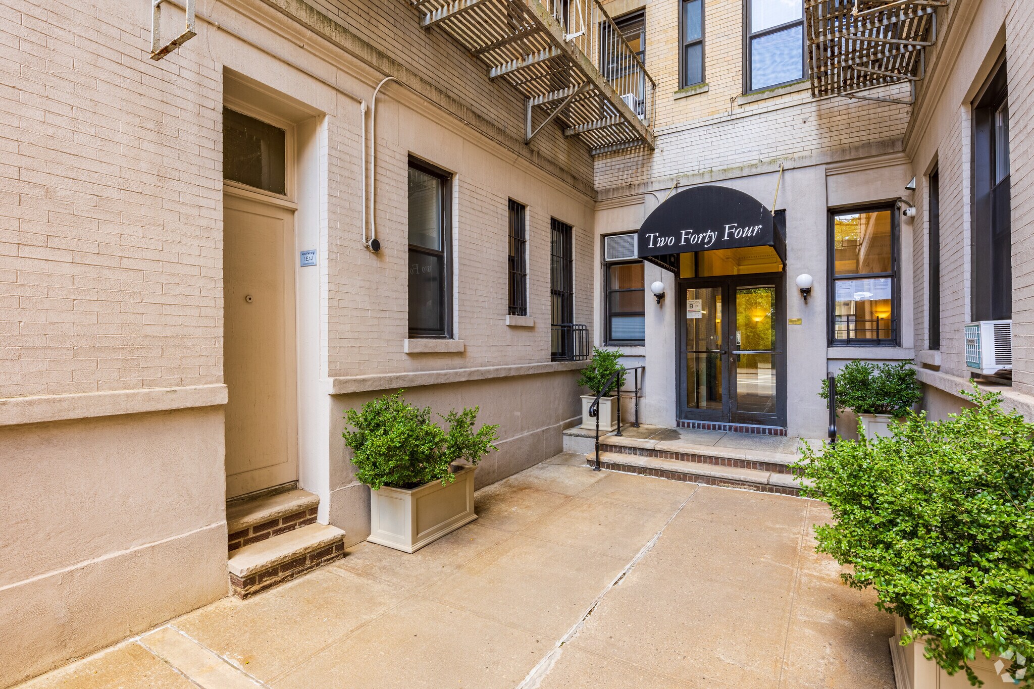 244 Riverside Drive, Unit 1J Manhattan, NY 10025 - Photo 9 of 9