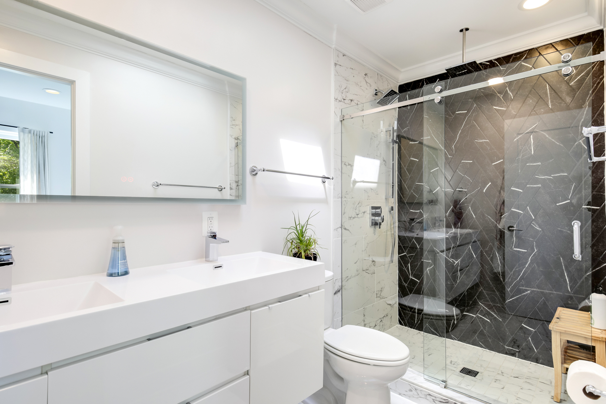 412 I Street Northeast Washington, DC 20002 - Photo 11 of 22