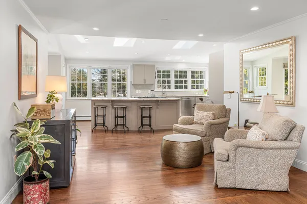 $2,150,000 | 20 Briarfield Road, Barrington, RI 02806