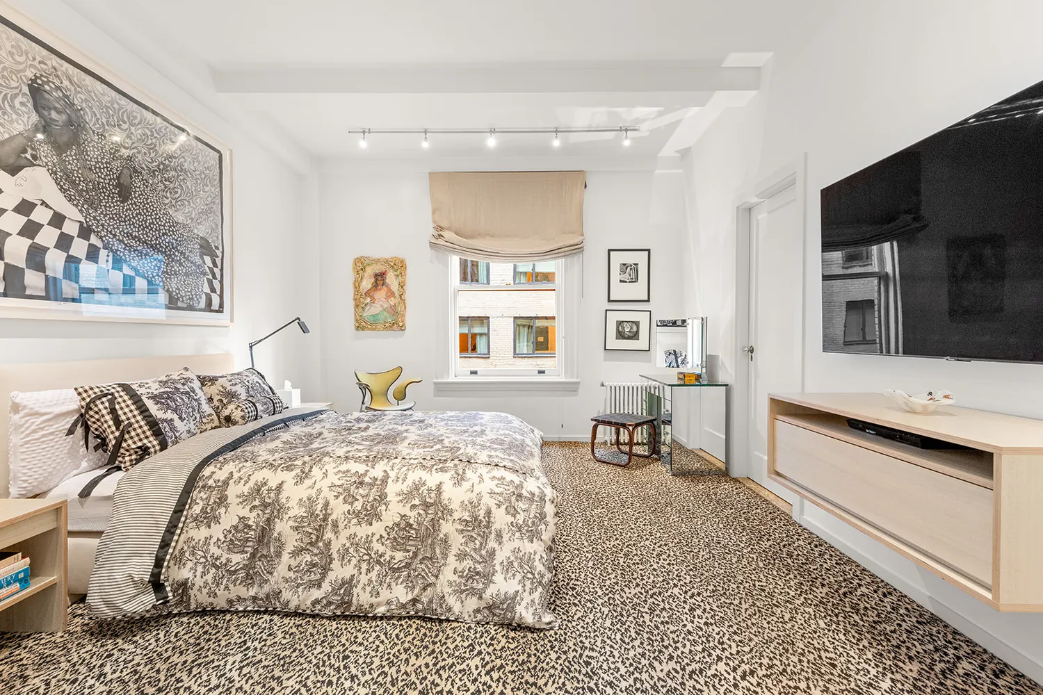 $28,000 | 40 East 62nd Street, Unit 6E | Lenox Hill