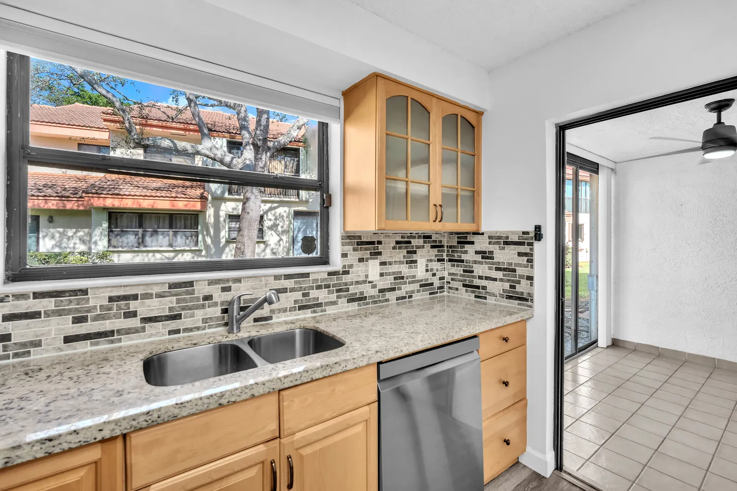 $350,000 | 3405 Emerald Oaks Drive, Unit 207, Hollywood, FL 33021